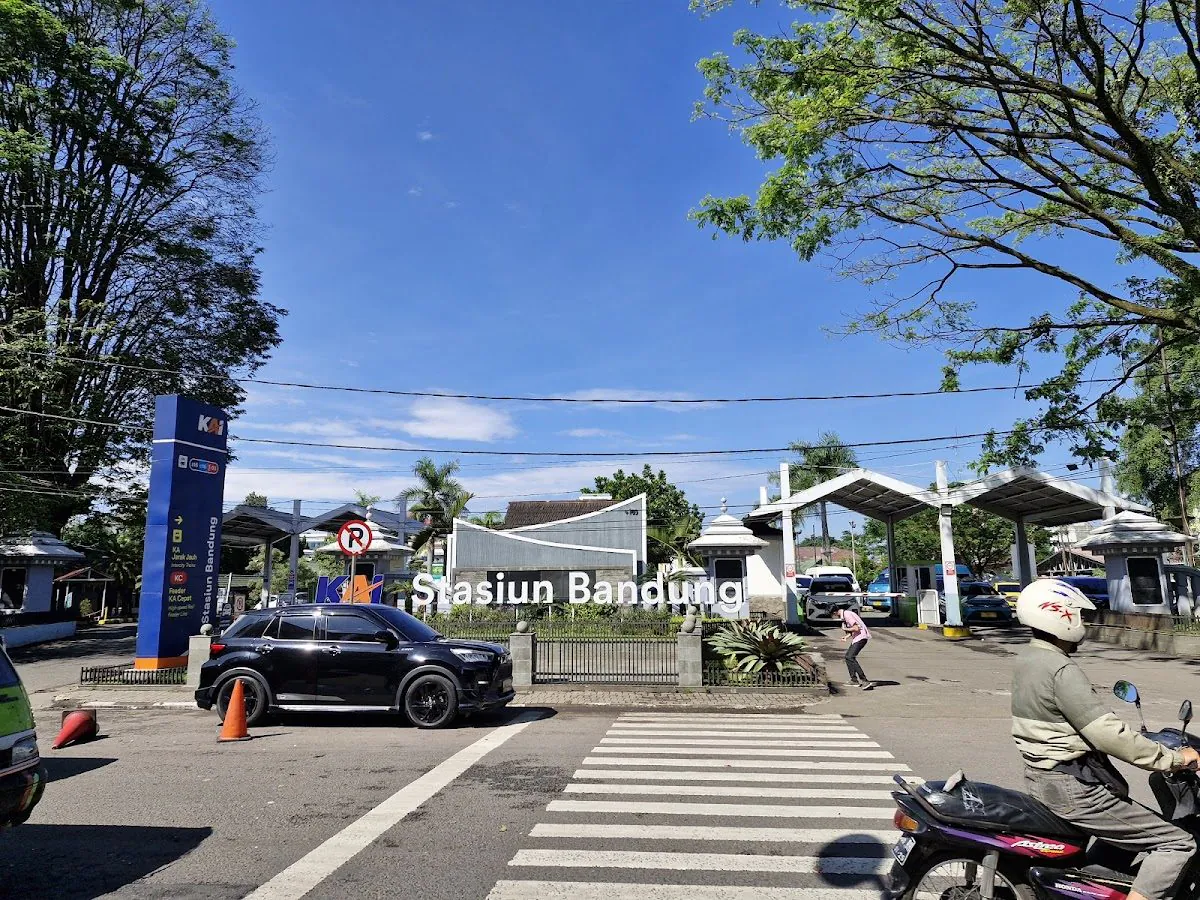 Sarapan Dekat Stasiun Bandung