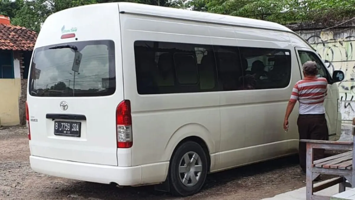 Travel Semarang Cempaka Putih