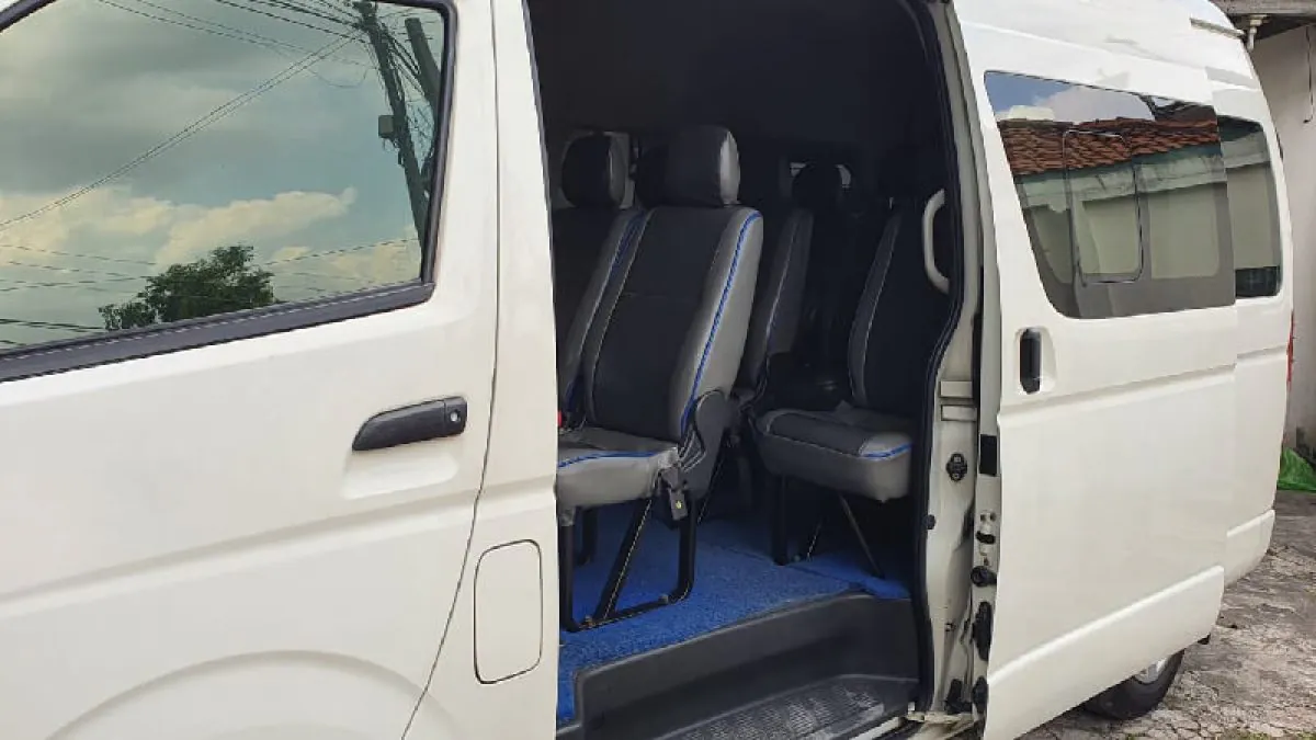 Travel Semarang Tanah Abang